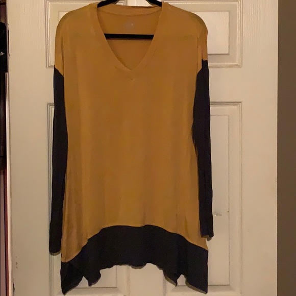 Black & Gold Tunic by LOGO
